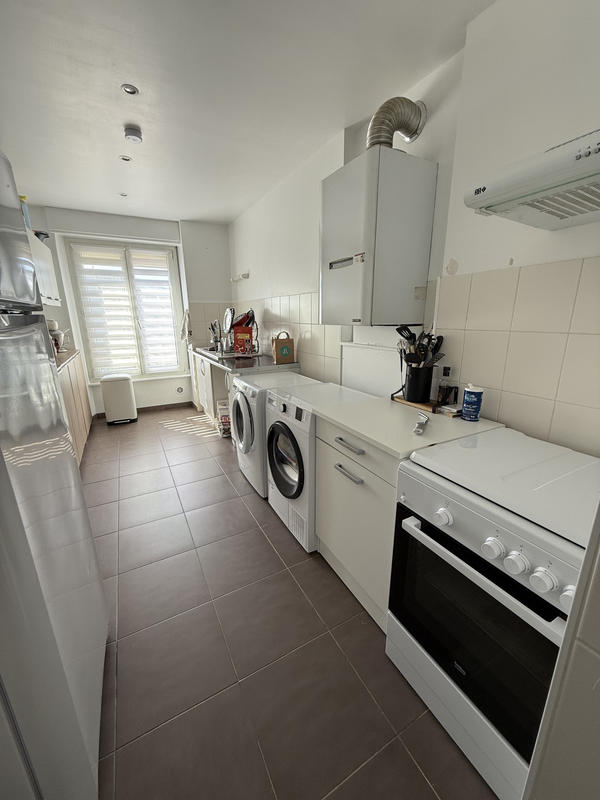 Appartement - 90 m² - 3 pièces