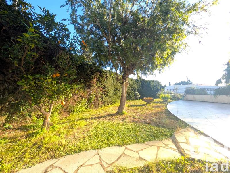 Appartement - 96 m² - 4 pièces