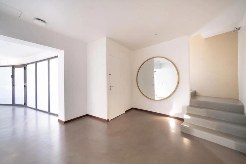 Maison d'architecte - 440 m² - 9 pièces