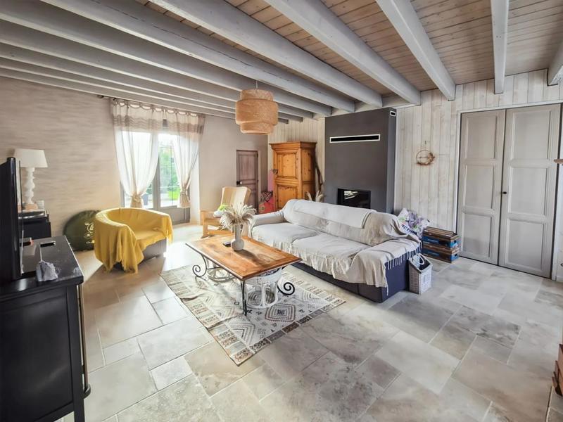 Maison - 185 m² - 6 pièces