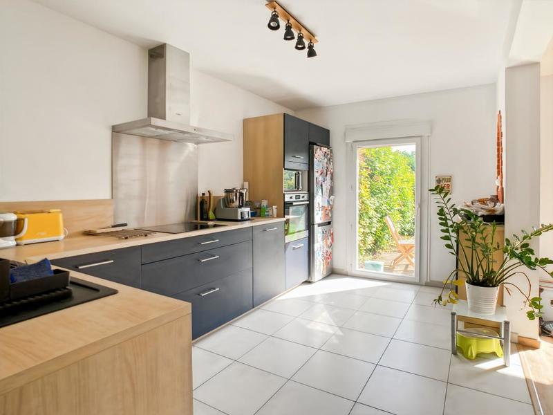 Appartement - 98 m² - 4 pièces