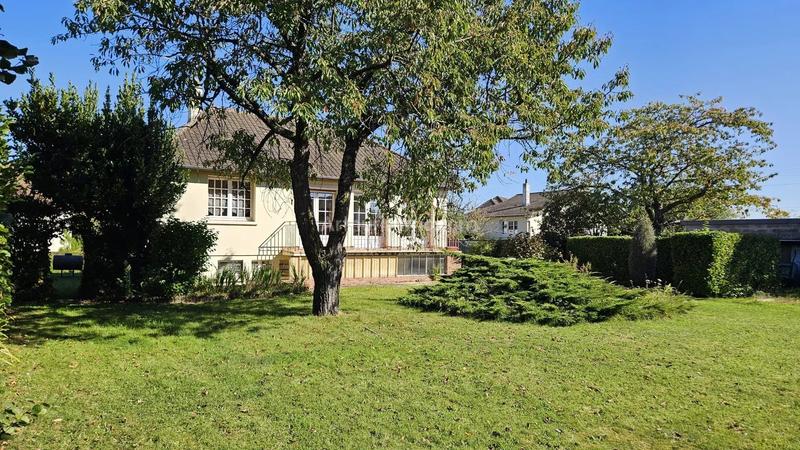 Maison - 94 m² - 5 pièces