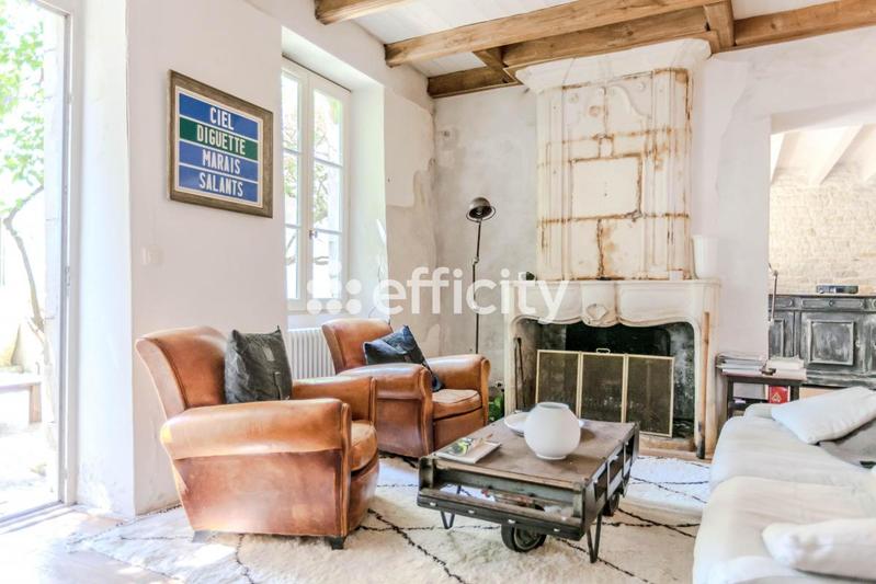 Maison - 192 m² - 9 pièces