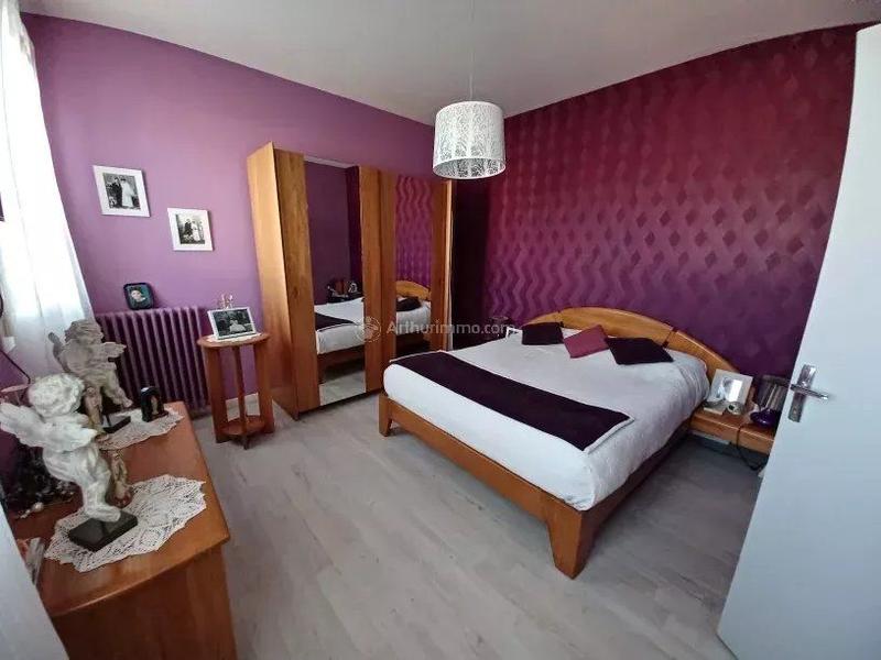 Maison - 182 m² - 7 pièces