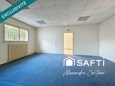 Local commercial - 656 m² - 10 pièces