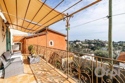 Maison - 106 m² - 5 pièces