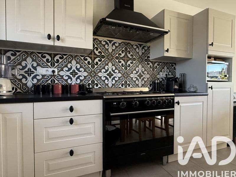 Maison - 90 m² - 4 pièces