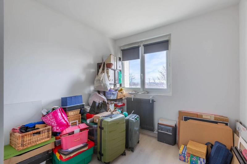 Appartement - 64 m² - 4 pièces