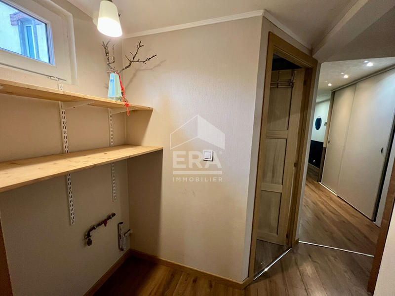 Appartement - 95 m² - 2 pièces