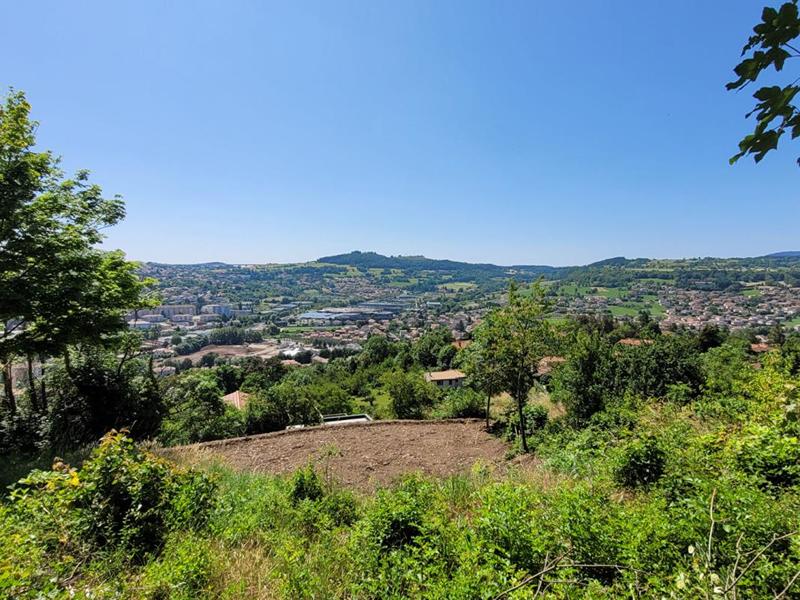 Terrain constructible - 2 402 m²