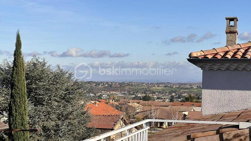 Maison de ville - 75 m² - 4 pièces