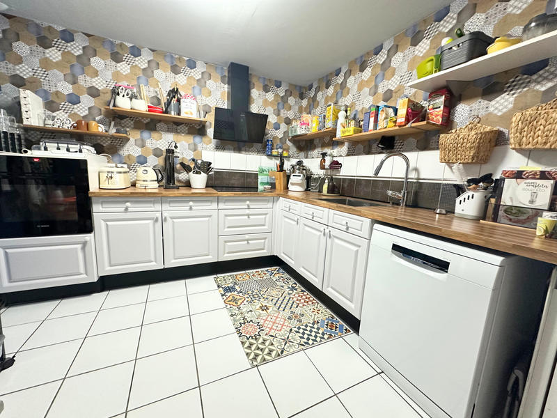 Maison - 105 m² - 4 pièces