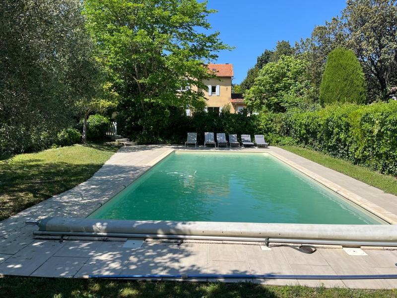 Maison - 185 m² - 7 pièces