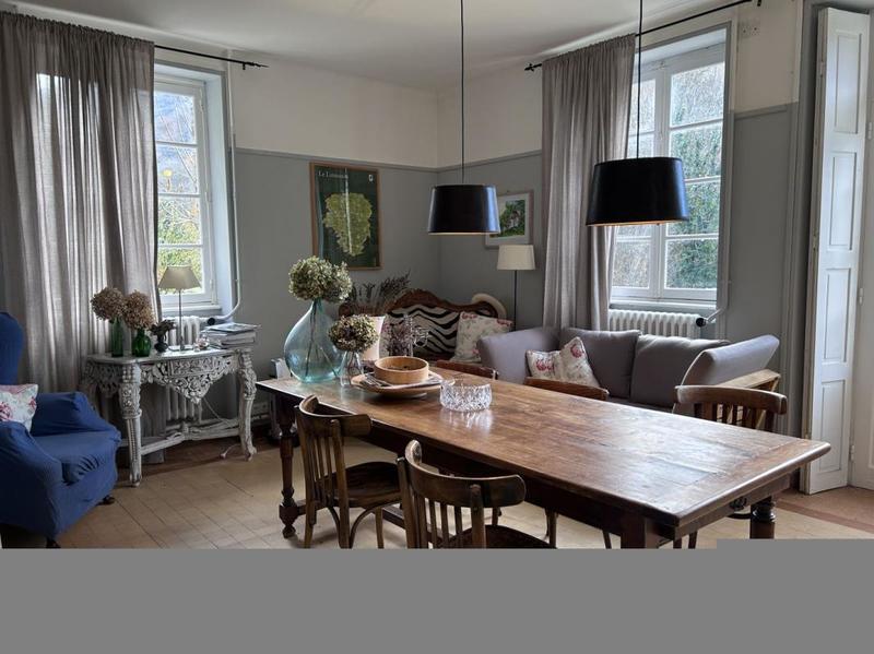 Maison - 290 m² - 10 pièces