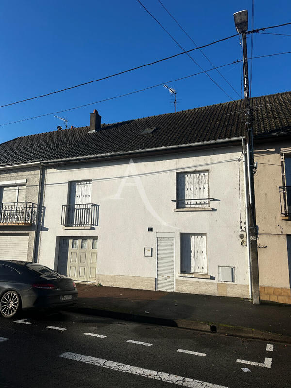 Maison - 108 m² - 6 pièces