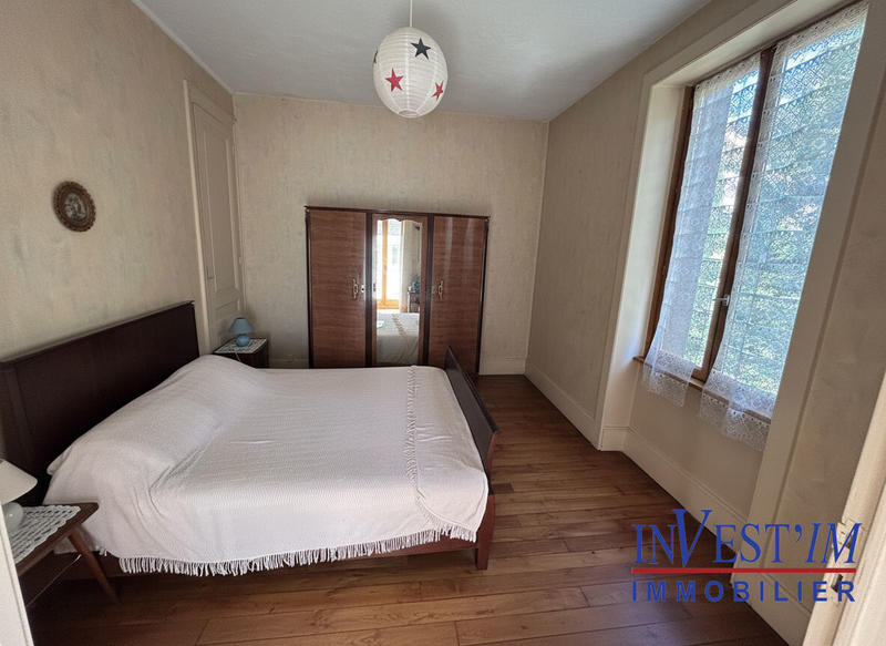 Maison - 102 m² - 5 pièces