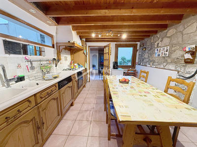 Maison - 150 m² - 6 pièces