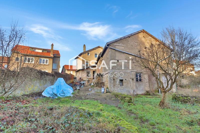 Maison - 387 m² - 8 pièces