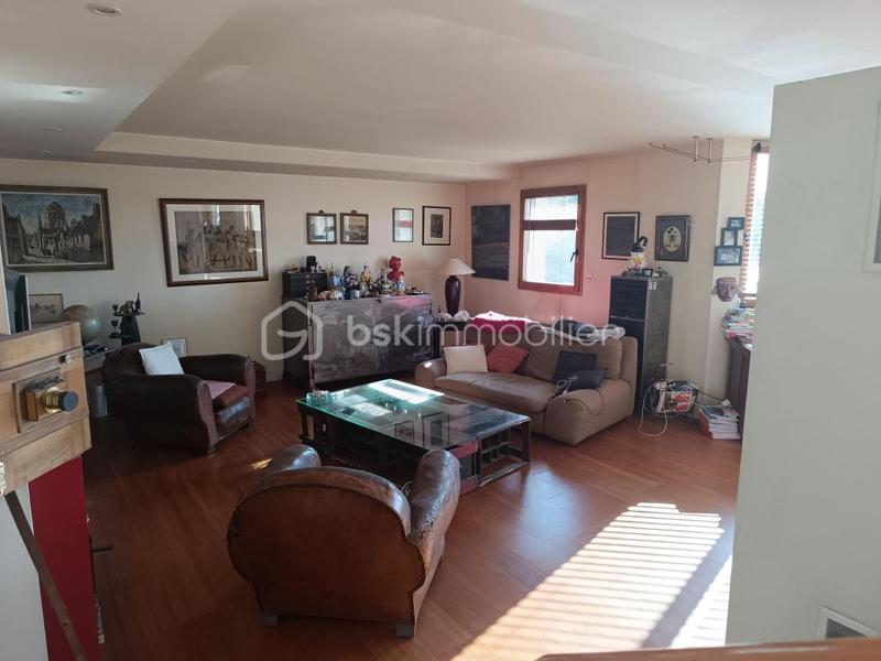 Immeuble - 310 m² - 12 pièces