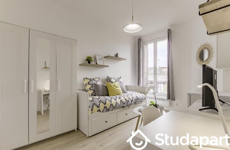 Chambre - 11 m² - 1 pièce