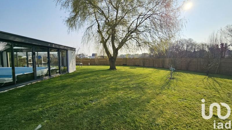 Maison - 260 m² - 11 pièces