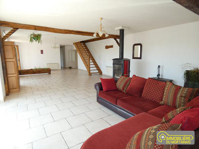 Maison - 220 m² - 7 pièces