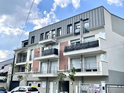 Local commercial - 118 m² - 1 pièce