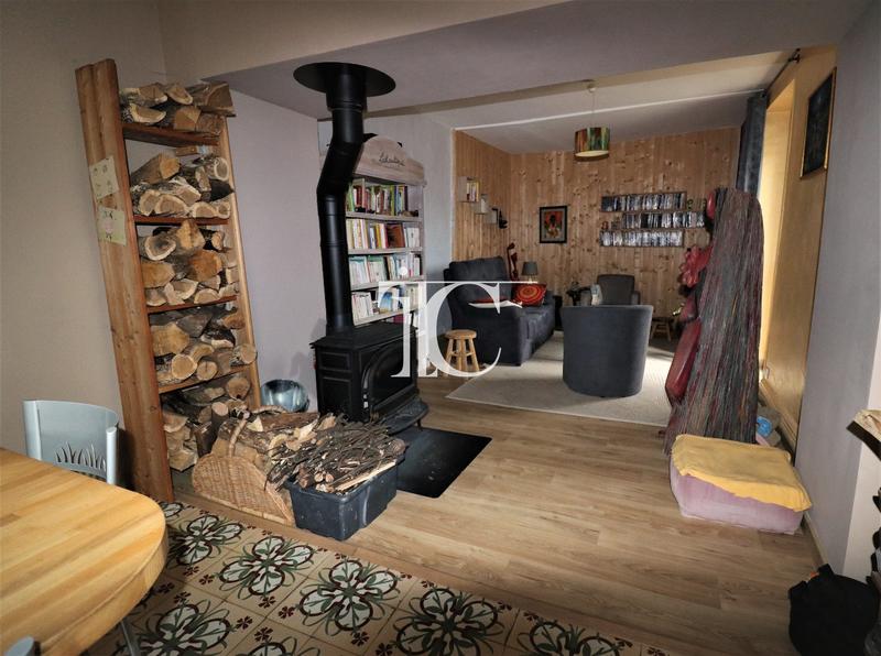 Maison - 143 m² - 6 pièces