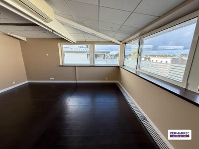 Bureau - 113 m²