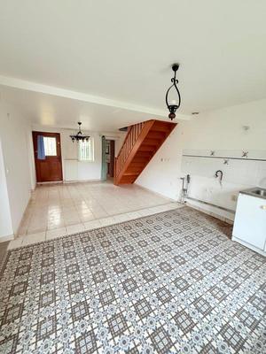 Maison - 95 m² - 5 pièces