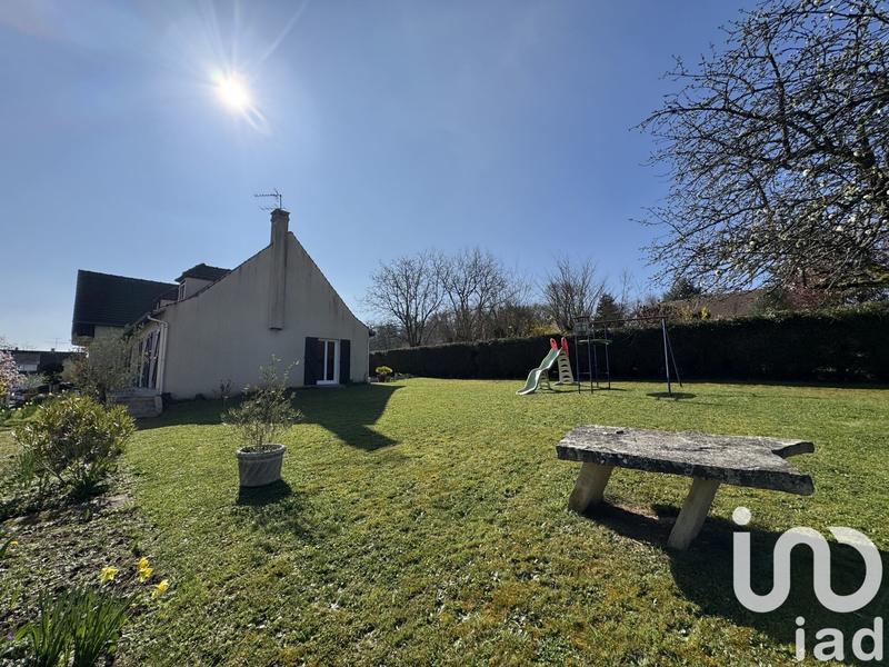 Maison - 260 m² - 7 pièces