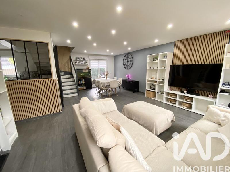 Maison - 94 m² - 4 pièces