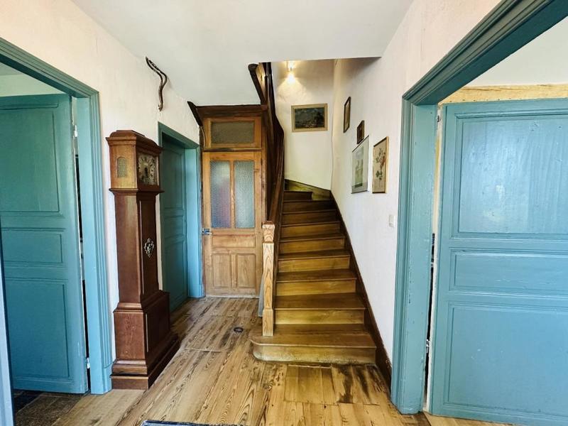 Propriété - 300 m² - 12 pièces