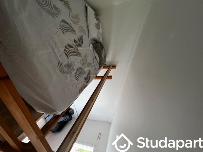 Chambre - 9 m² - 1 pièce