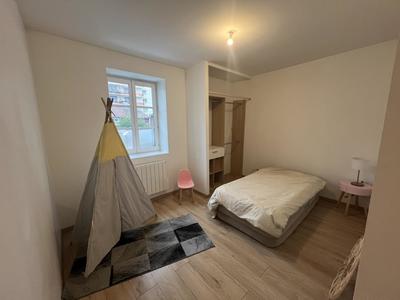 Appartement - 64 m² - 4 pièces