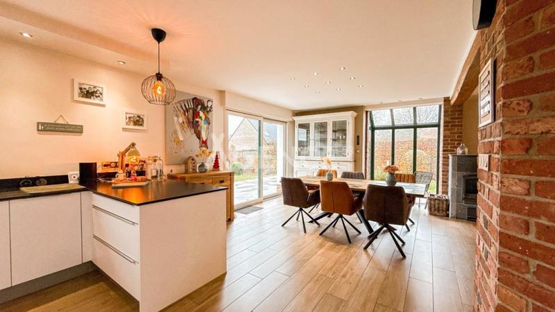 Maison - 158 m² - 5 pièces