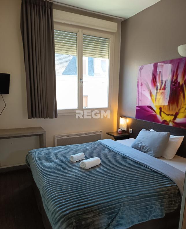 Local commercial - 645 m²