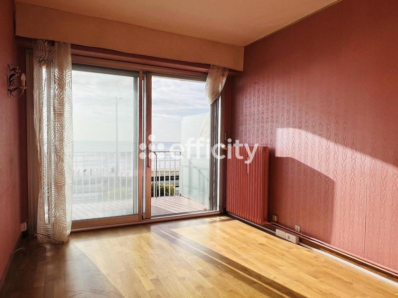 Appartement - 105 m² - 5 pièces
