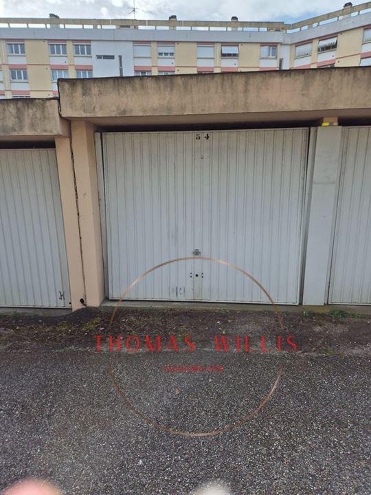 Parking / Garage - 13 m²