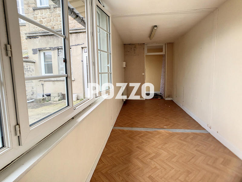 Local commercial - 72 m² - 3 pièces