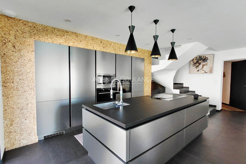 Maison - 110 m² - 4 pièces