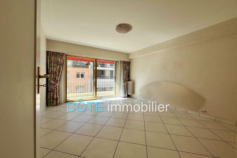 Appartement - 100 m² - 3 pièces