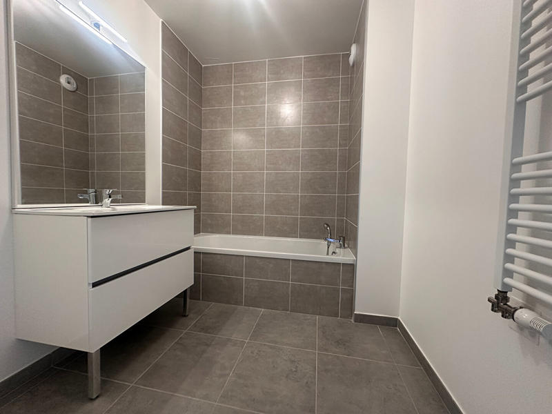 Appartement - 77 m² - 4 pièces