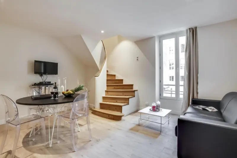 Immeuble - 268 m² - 16 pièces