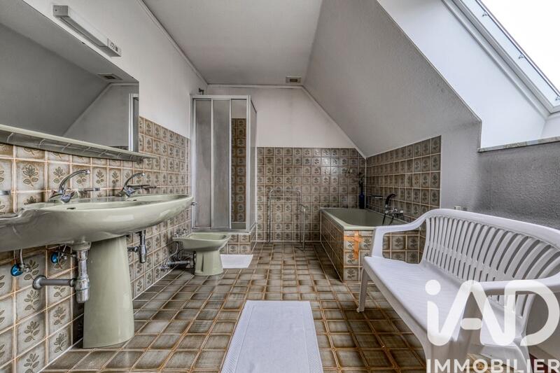 Maison - 190 m² - 7 pièces