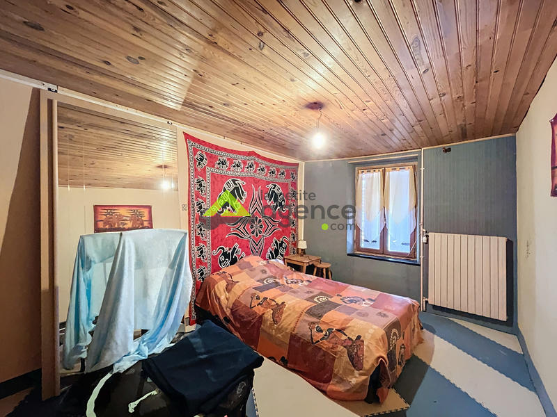 Maison - 130 m² - 10 pièces