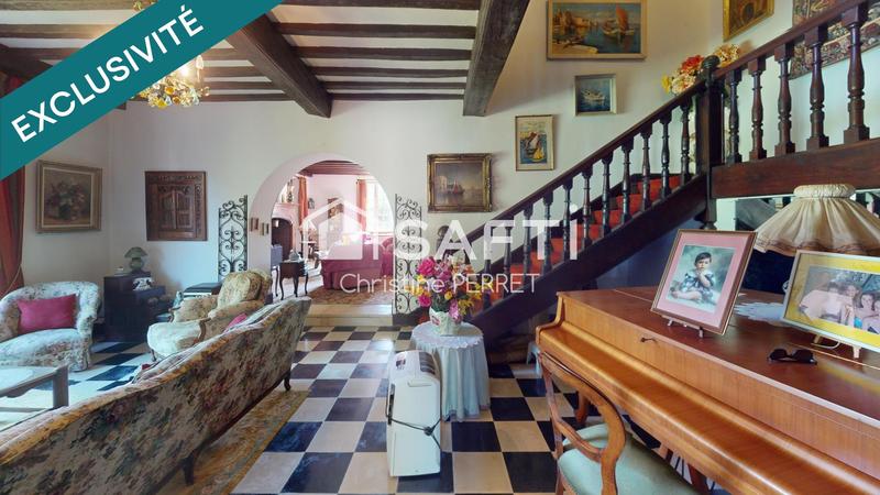 Maison - 446 m² - 15 pièces