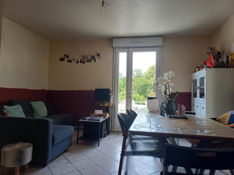 Maison - 90 m² - 3 pièces