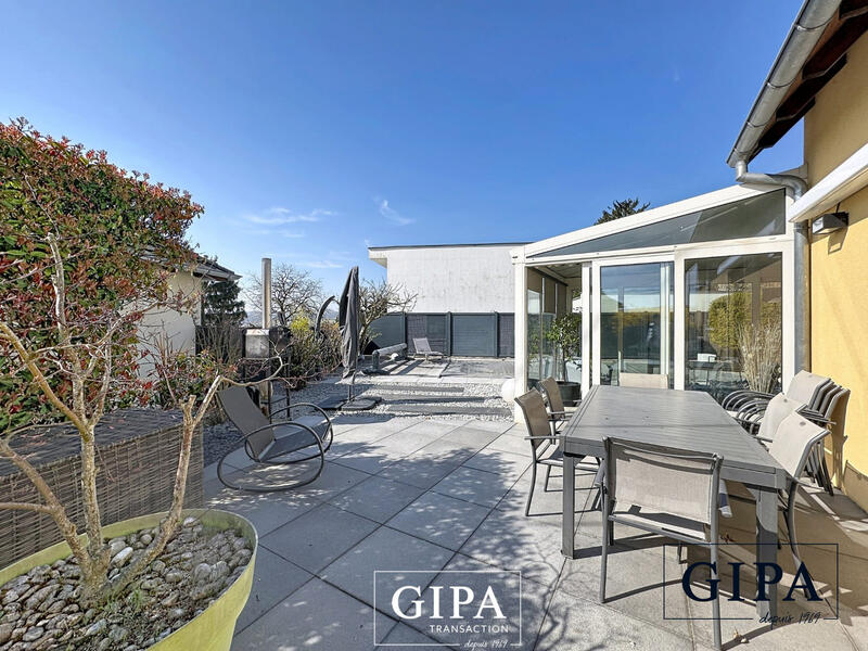 Maison ancienne - 136 m² - 7 pièces