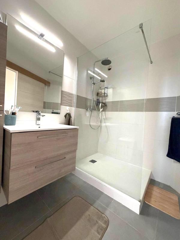 Appartement - 101 m² - 4 pièces